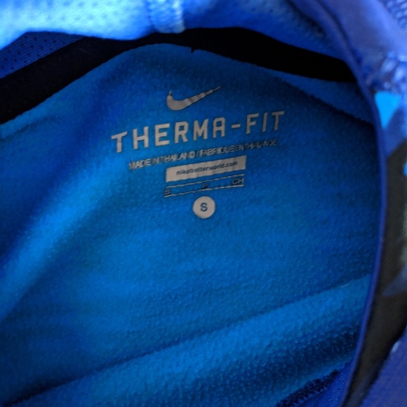 🔥 Nike Hoodie - Picture 5 of 7